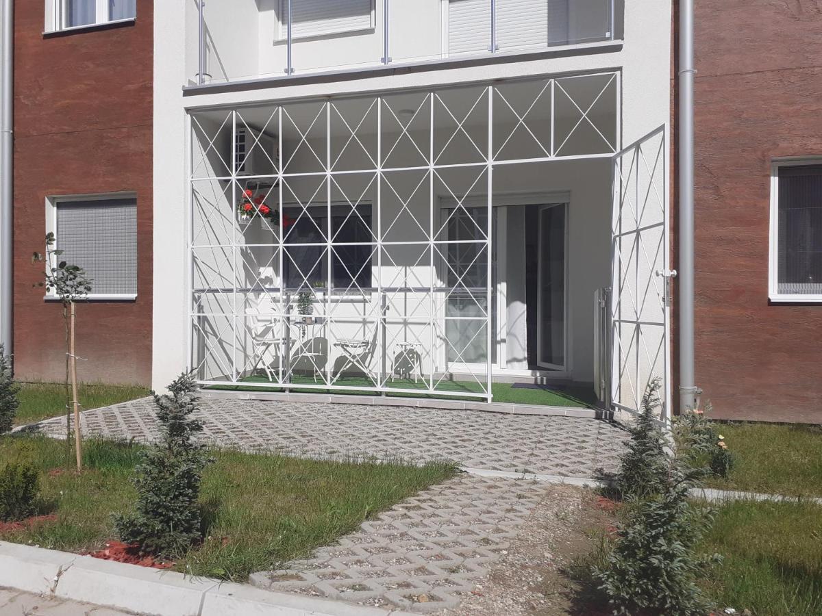 Apartman Bombonica Баня-Ковиляча Экстерьер фото
